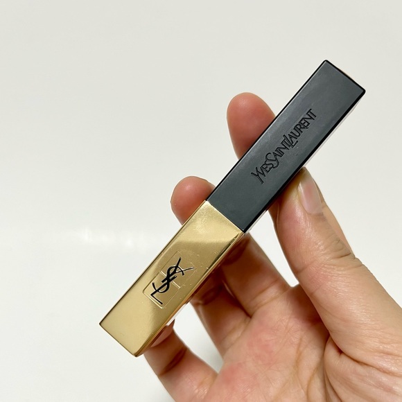 YSL ROUGE PUR COUTURE THE SLIM MATTE LIPSTICK - Corail Antinomique 10 - Picture 2 of 6